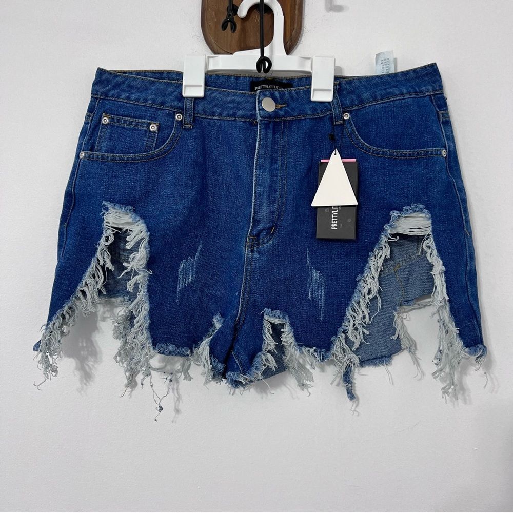 Pretty Little Thing Plus Mid Wash Extreme Thigh Rip Denim Short Distressed